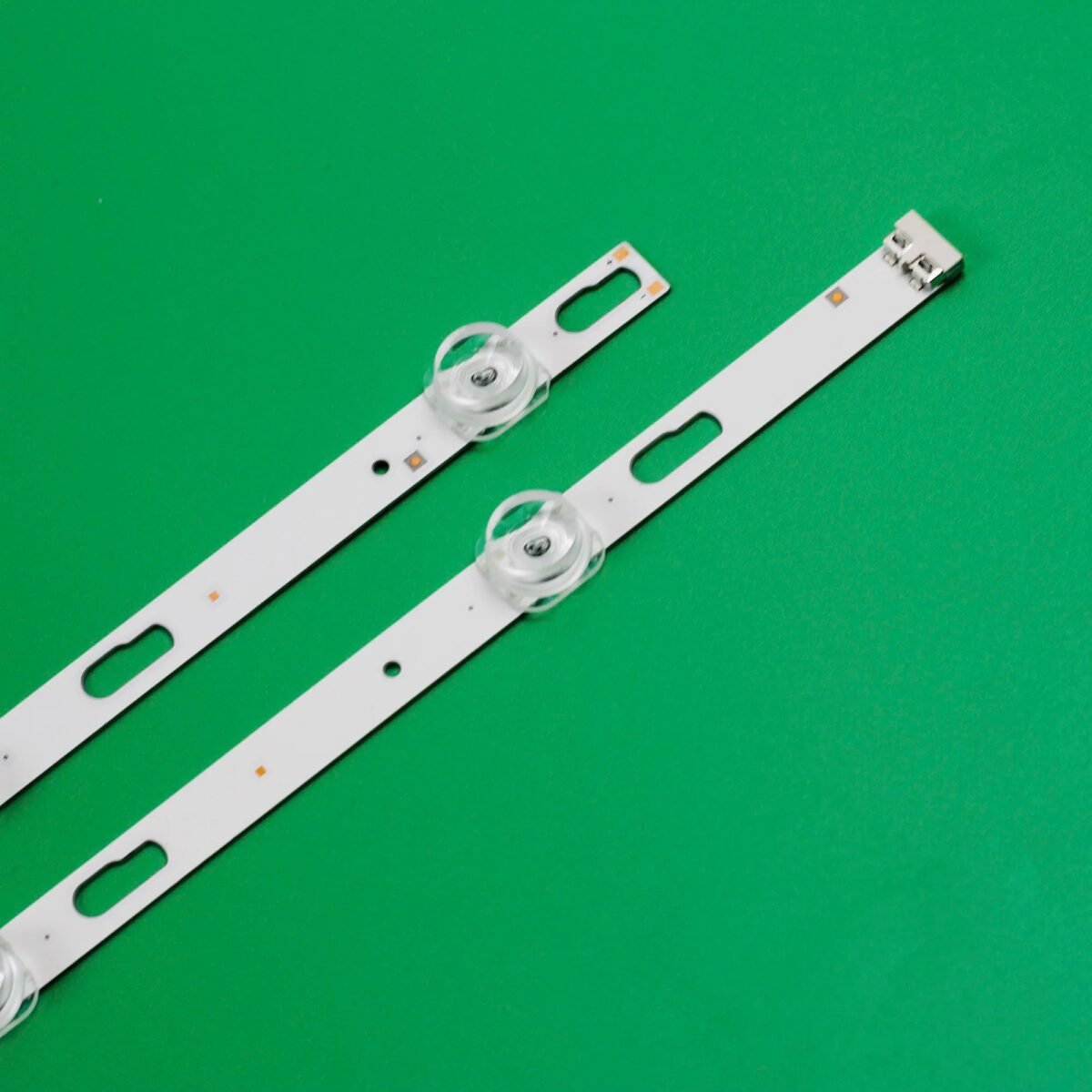 KIT TIRAS DE LED para UN65TU8000, UN65TU8200, UN65TU7000, UE65TU7105K, UE65TU7020K, UE65TU7125 - Imagen 4