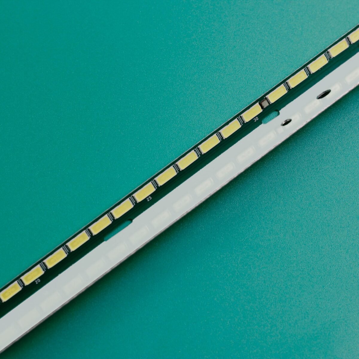 TIRAS LED PANASONIC 42" TC-42ET60L TX-LR42DT60 TX-L42DT60E TX-L42ETW60 TX-L42ET60E TX-L42ET60B TX-LR42ET60 - Imagen 3