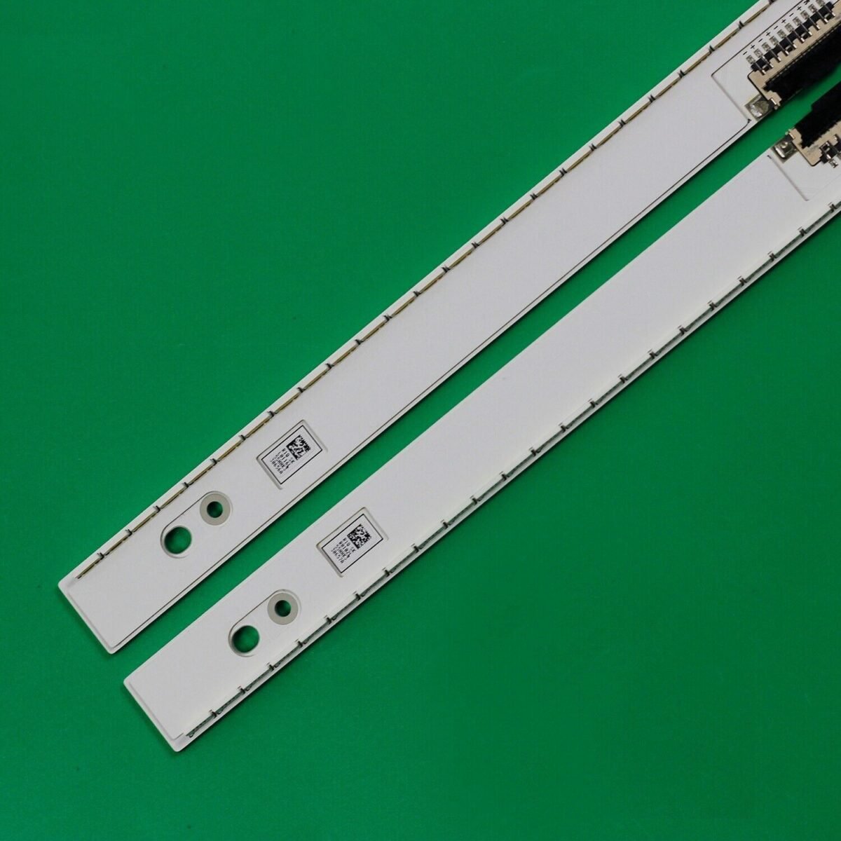 KIT TIRAS DE LED para UN55H8000AF, UE55H6800AK, UE55H8005SQ, UE55H8000ST, UE55H8000SZ, UE55H6850AW - Imagen 3