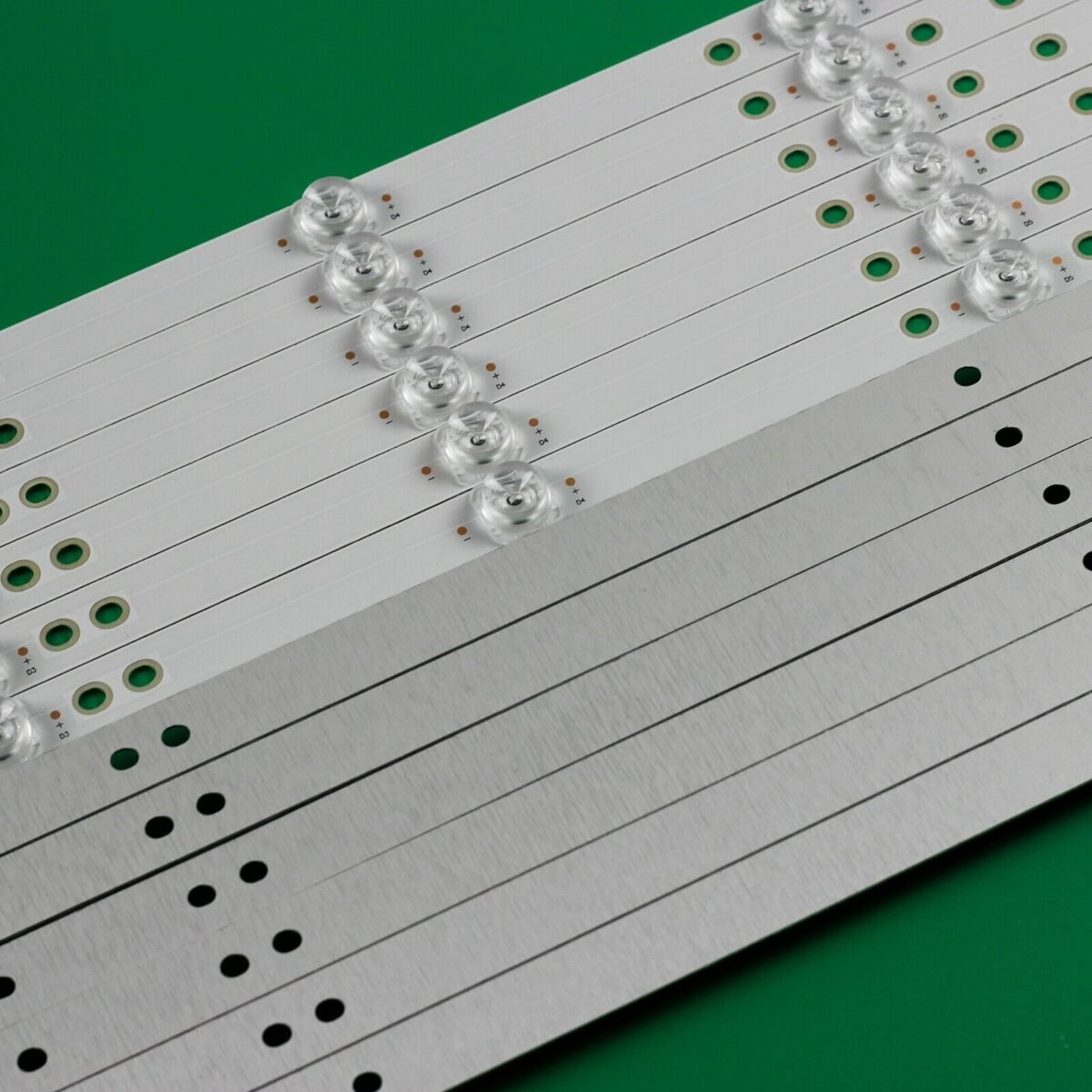 KIT TIRAS DE LED para H65AE6100UK H65A6140 65H6E 65H6D 65R6E 65Q7809 Sharp LC-65Q6020U LB65073 V0 Ph - Imagen 5